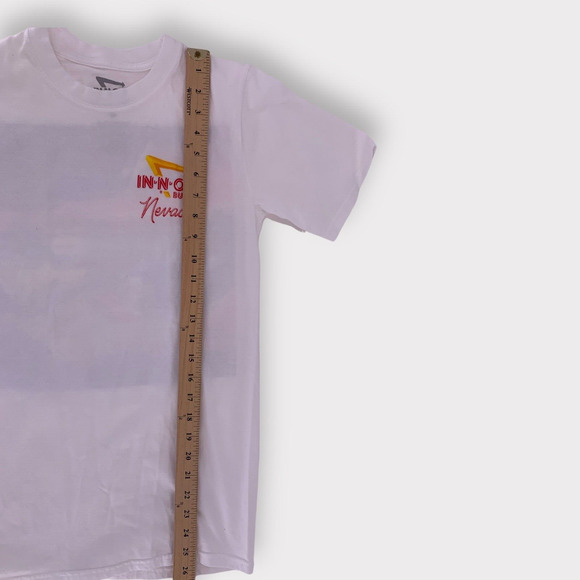 In-N-Out Burger Nevada Golden Hour Muscle Car T-Shirt S - Picture 8 of 8
